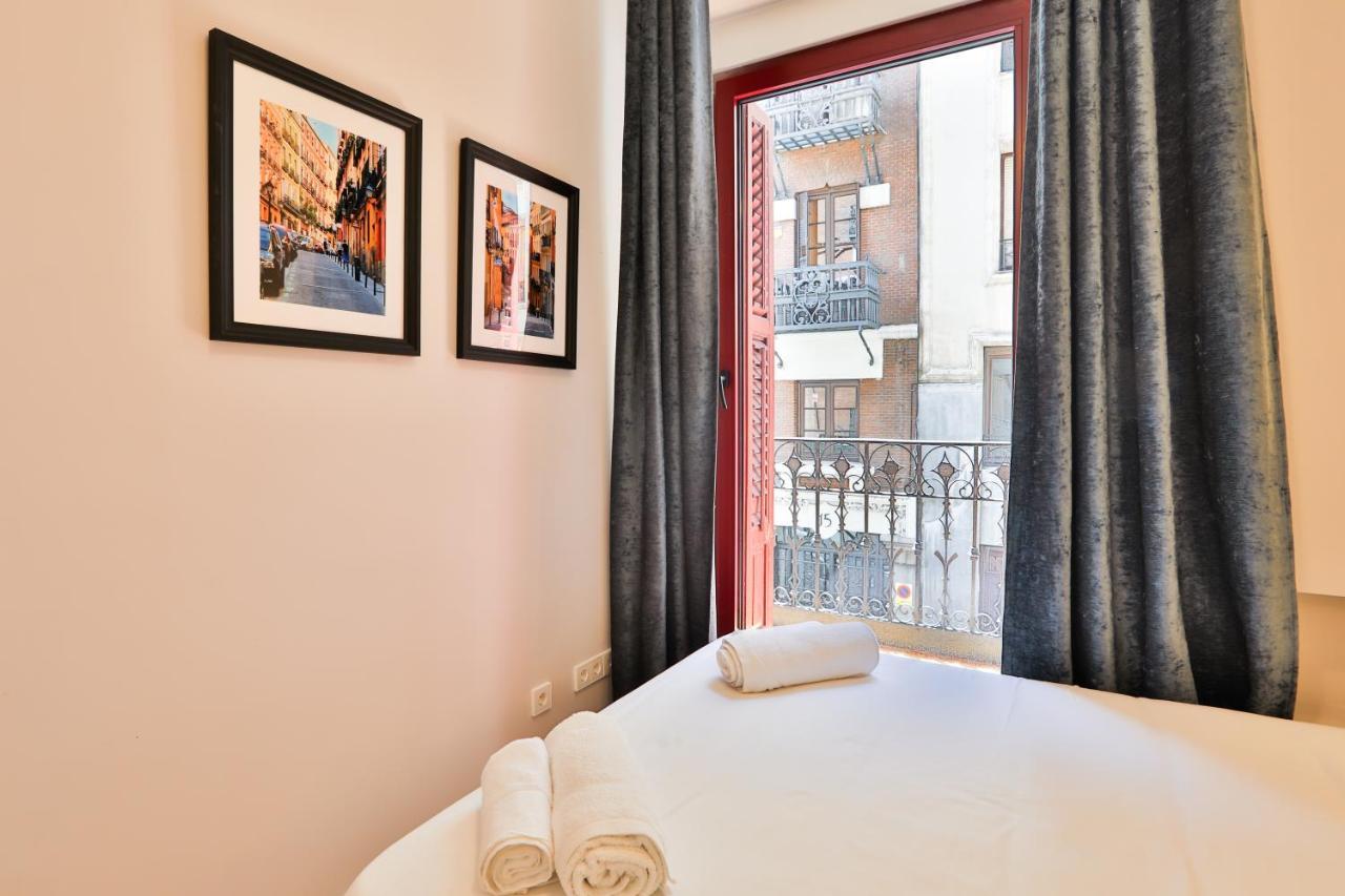 Gran Via. Salud. Puerta Del Sol. Callao. Madrid Exterior photo